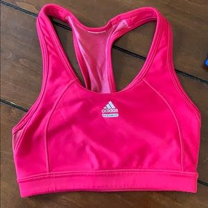 Sports bra